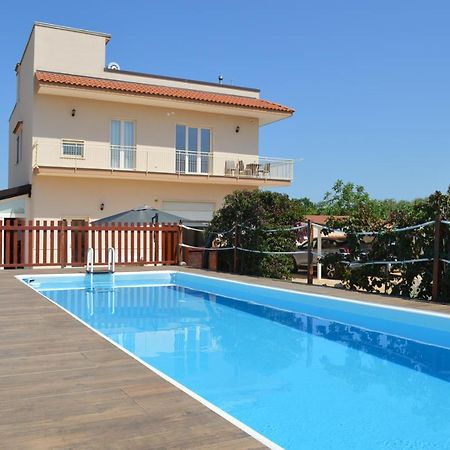 Villa Dario Castellana Grotte Bagian luar foto